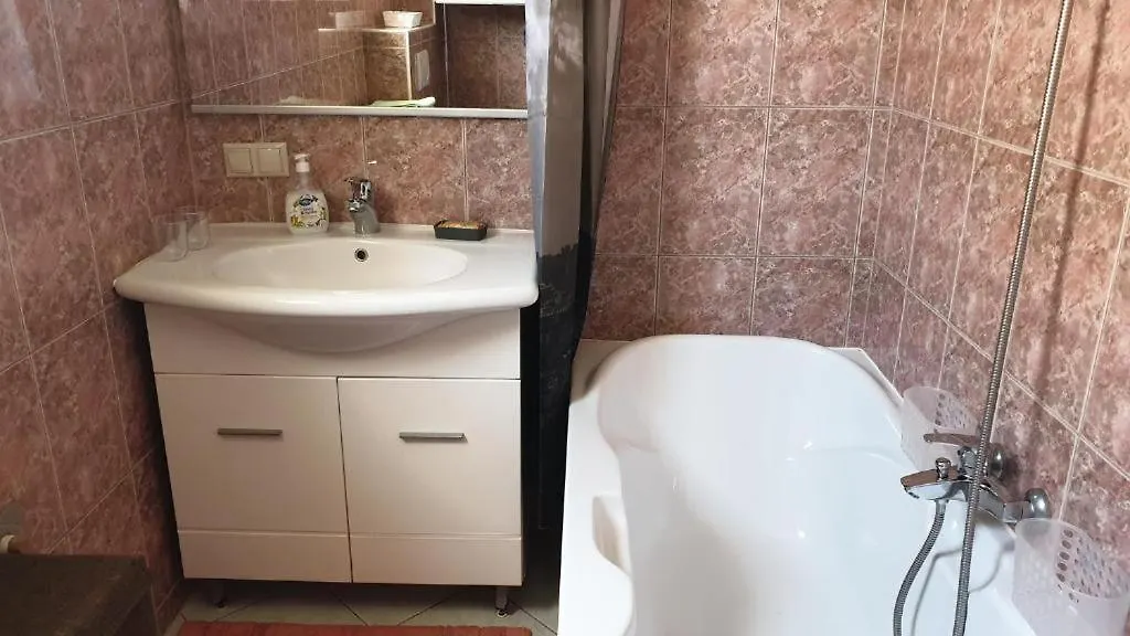 Apartments Roses Dobrinj Guest house