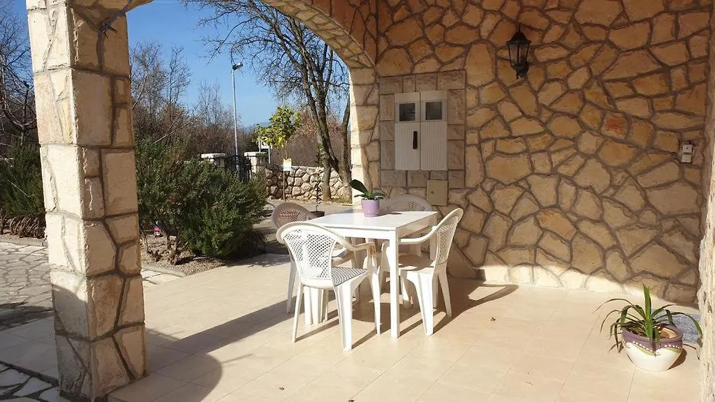Apartments Roses Dobrinj Croatia
