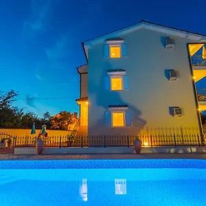 4* Penzion Luxury Palmer Krk